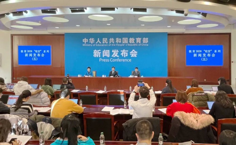 科技创新引领时代潮流，全国最新报道展现社会进步崭新面貌