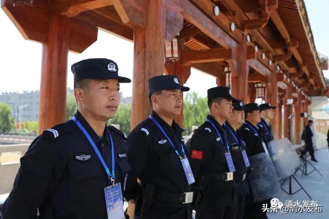 中国最新警服设计理念与意义解析