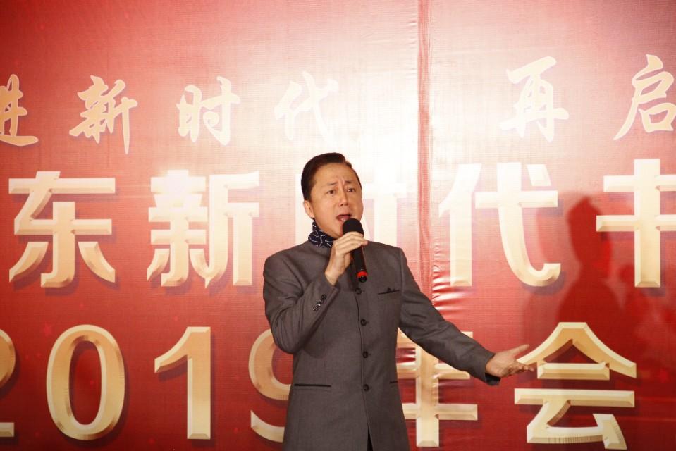 李刚最新萨克斯演奏，音乐新星闪耀时刻
